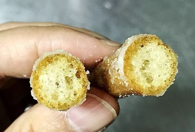 這款吃瞭三十多年的江米條， 咬一口，勾起瞭幾代人的童年回憶